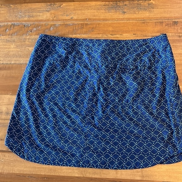 𝅺TITLE Nine skirt, size 14, - Picture 2 of 7